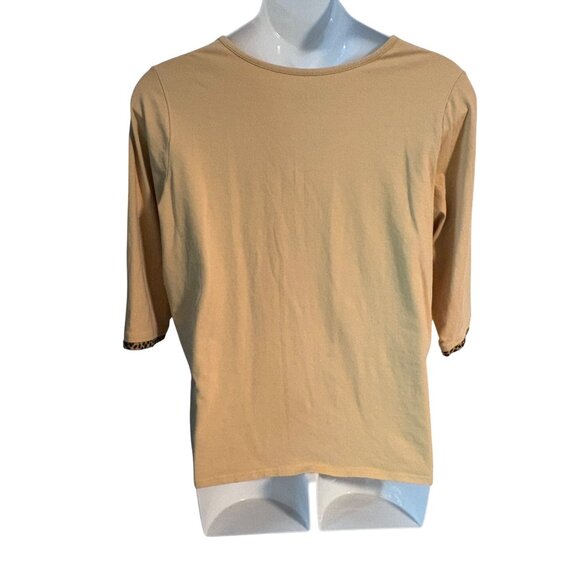 D&Co Size 1X Beige V Neck Top Leopard Animal Print Trim 3/4 Sleeves Stretch - Picture 4 of 8